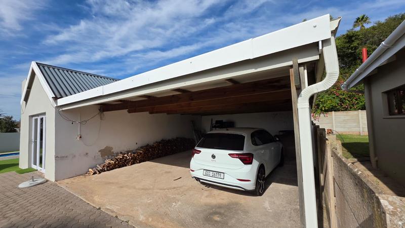 3 Bedroom Property for Sale in Albertinia Western Cape